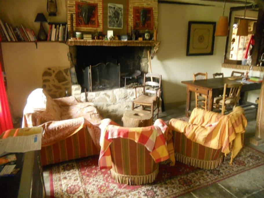 Bed and Breakfast Joli Bois Montrollet Esterno foto